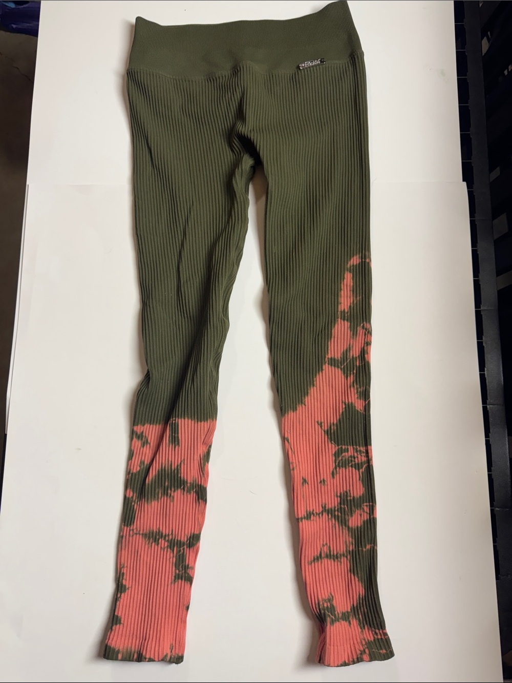Bombshell Sportswear Olive & Pink Dip Dye Ribbed Leggings Sz M